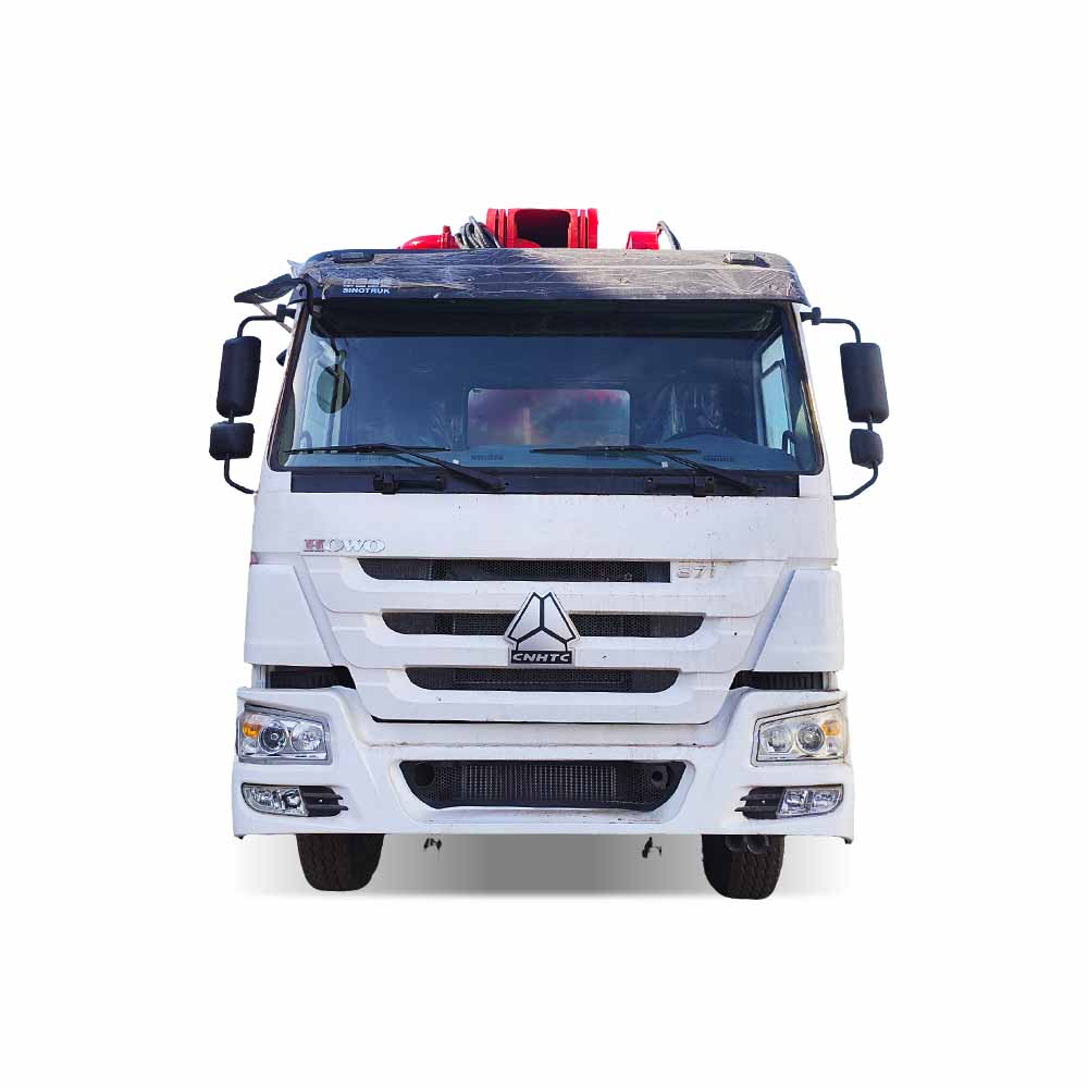 New SINOTRUK HOWO 56 m Concrete Pump Truck
